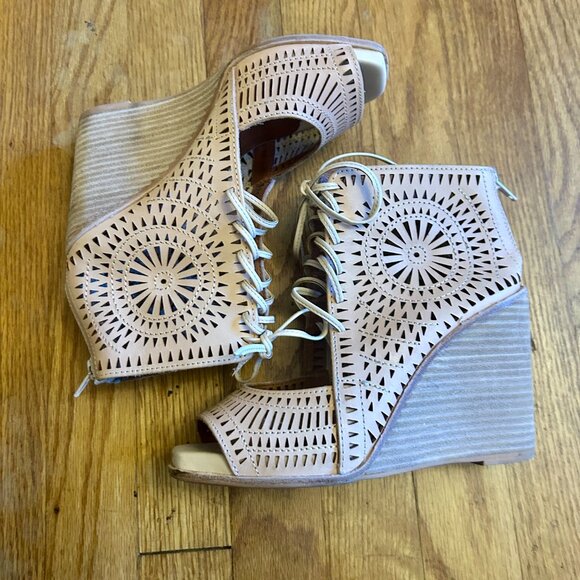 Jeffrey Campbell Rodillo Lace Up Perforated Leather Wedges Heels 7 - Picture 7 of 13